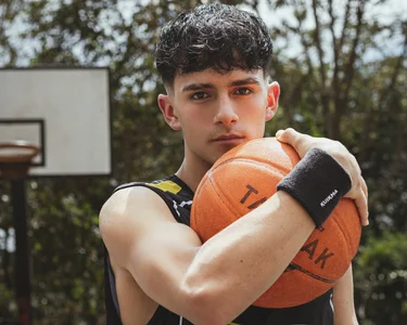 Axel_Draven Young & Bold ⛹️‍♂️ 사진 2