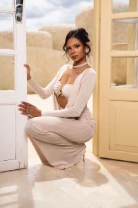 AlessiaBassi's Elegant 🍷 Sex Photo 1