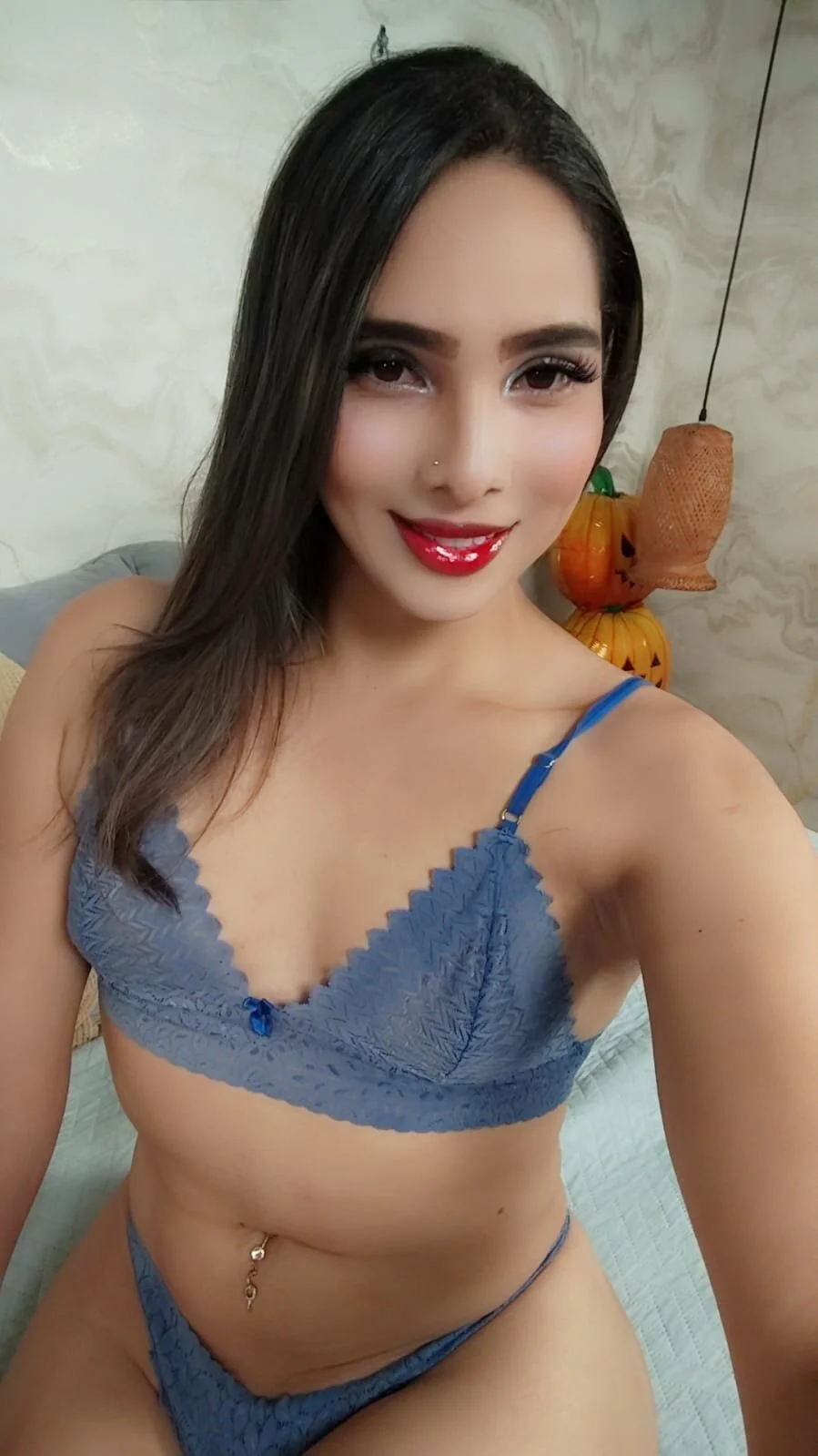 isabelle_scott-এর ট্রেন্ডিং  7195টি ছবি