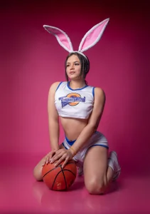 catalinaofficer Bunny Foto 2