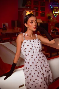 NataliaRivera_ PIN UP NAT 💄 รูป  9