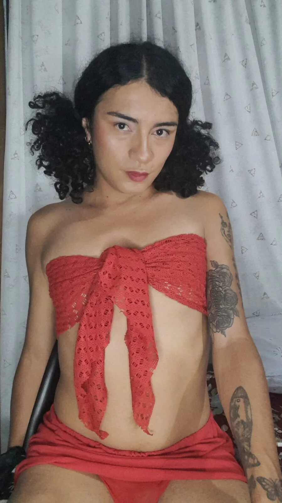 Eimy_Rose_ 님의 트렌드 중인 사진  2088개