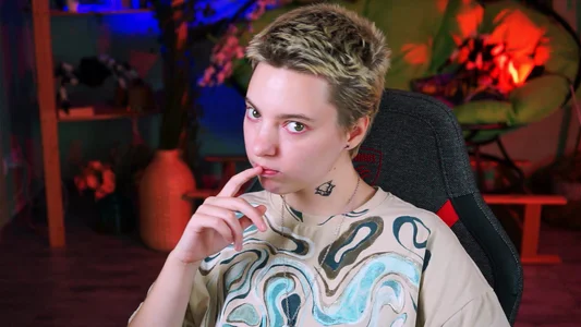 RocKStone_ a room without ghosts! Pic 5