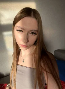 KristyStromain Public Pic