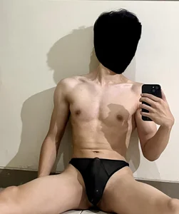 Azio310008 Public Pic