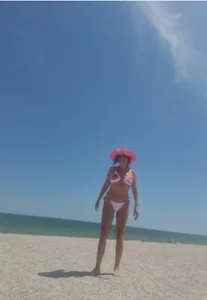 Lissabeta Beach august Immagine  5