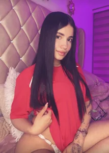 Adaraa_a A LITTLE OF ME ❤️ Billede 2