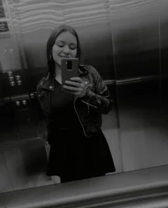 Danni_shy Public Immagine  4