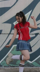 MindaGuyett Public Foto 3