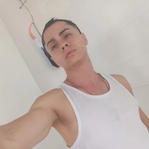 LeoMonnroe my delicious and tempting body 🔥🔥 Pic 5