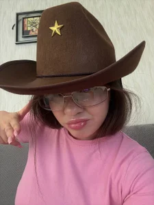 RebekahEiflerのcowgirlの 6枚の写真