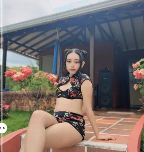 l0lita_emi Your princesses Emi and Liz🔥🐦‍🔥 Pic 4