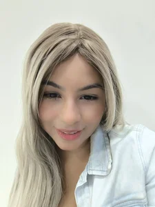 Francesca_ferrariのLight blonde hairの 2枚の写真