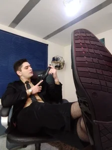 black casual y beige 💼🟫 de Nicolas_Fellener Foto 6