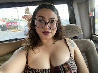 Lucrecia_33 Public Pic 5