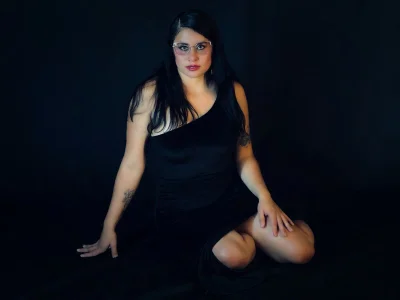 Dana_Jeins Elegant sensual girl Pic 5