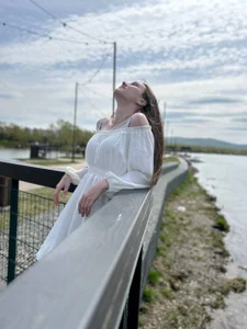 Enjoying it.. od AngelParks  snímek