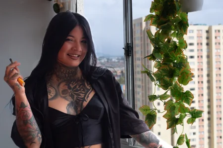 Small pleasures of one afternoon with me ☕🖤 de Unatatuada  5 photos