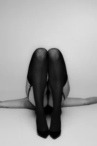 SweetSmoothies b&w photoshoot Kuva 4