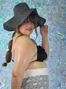 lindsay_taylorjoy SEXY MATURE TROPICAL ✨ Pic 3