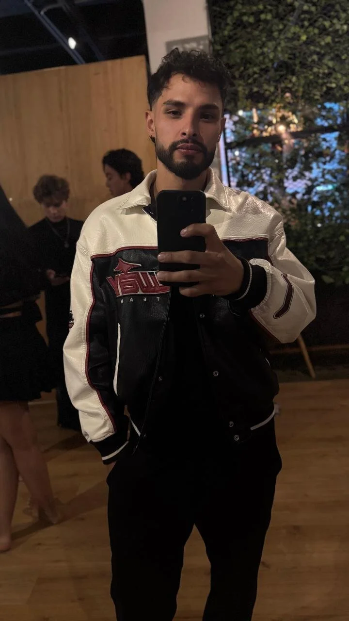 Foto em tendência de Ethan_Wolf75 9609
