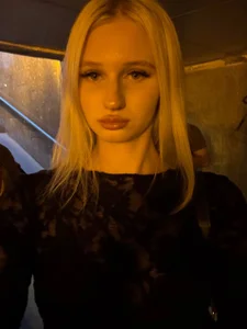 ViolaTurner Public Poză