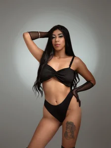 AnaGonzalez_のEleganciaの 4枚の写真