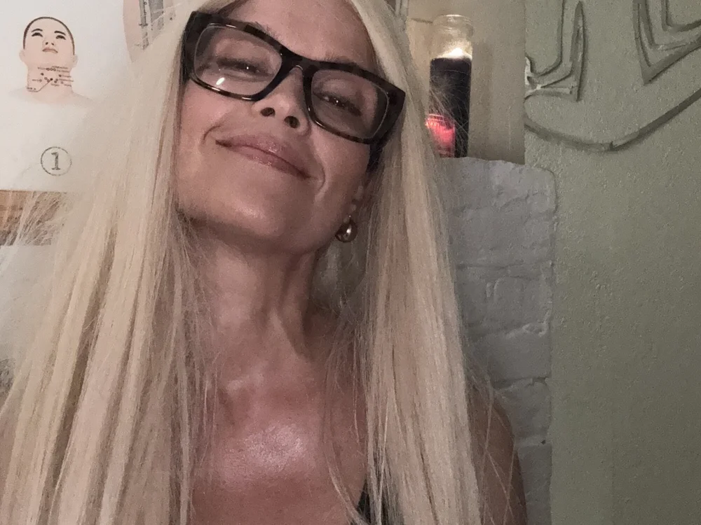 askdocliv – Offline XXX chat