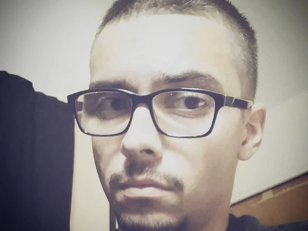 Subm99's Offline Chat Room