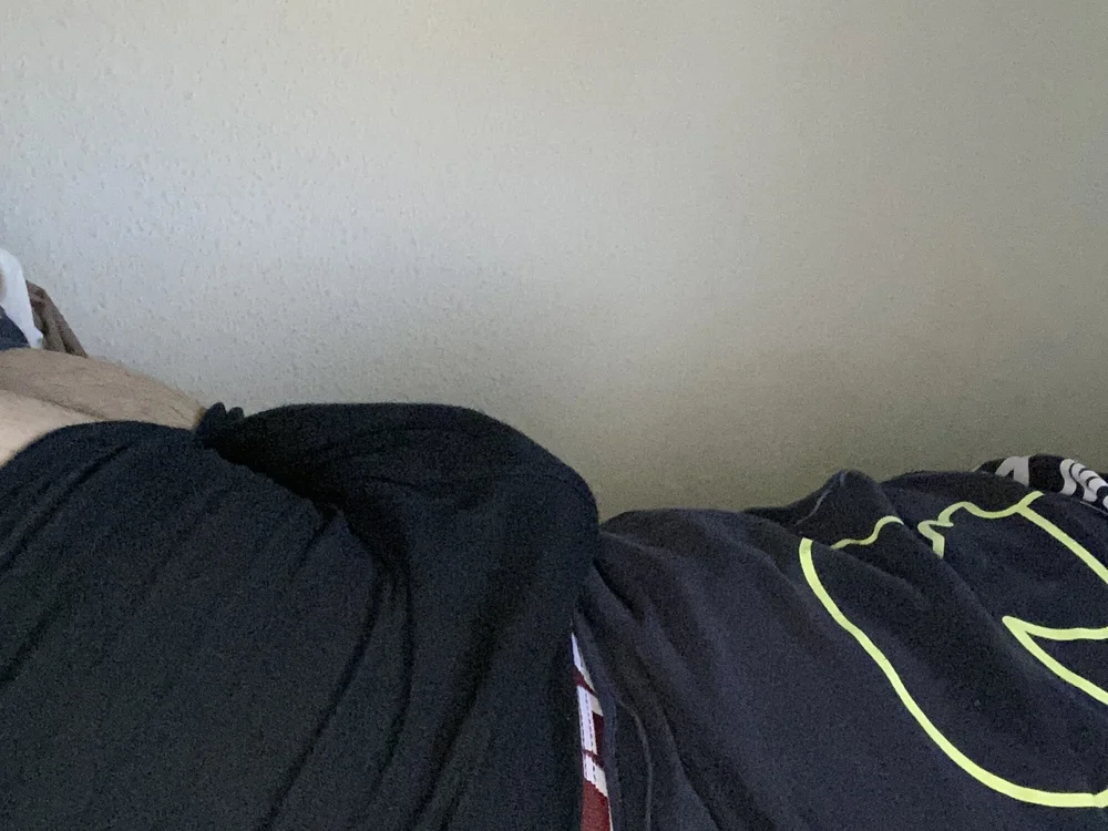 erikk33 অফলাইন XXX চ্যাট