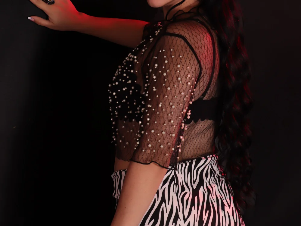 Mariam_Paulette offline chatrum