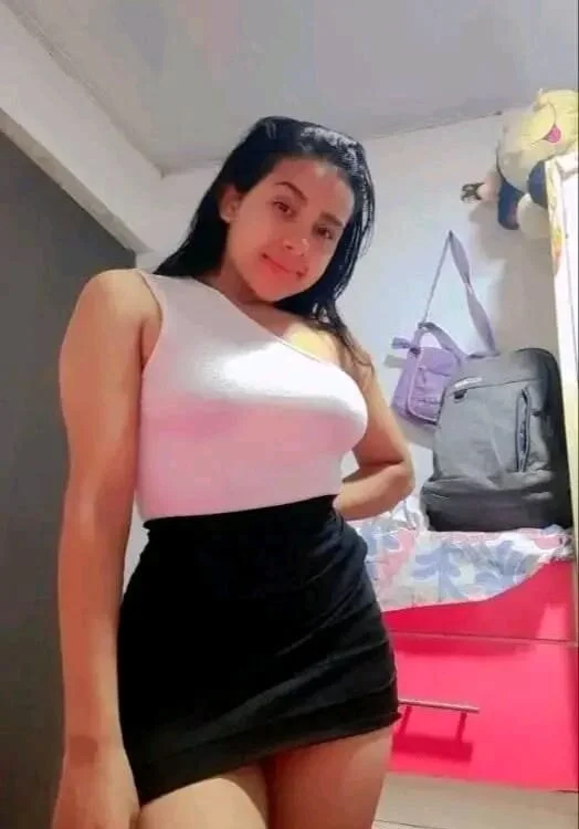 BritaniisMeeledRx offline chatrum