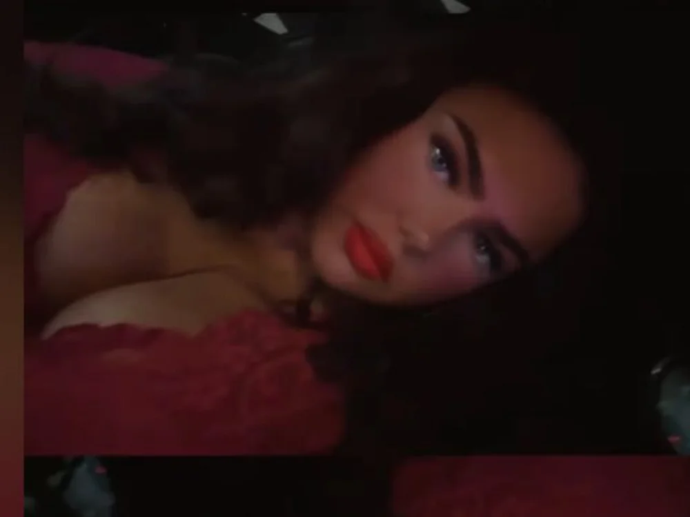 Radiant_RoseXX offline chatrum