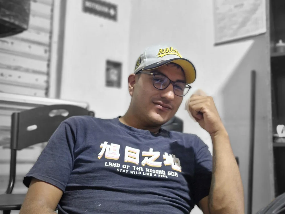 SAMMAEL4K's Offline Chat Room