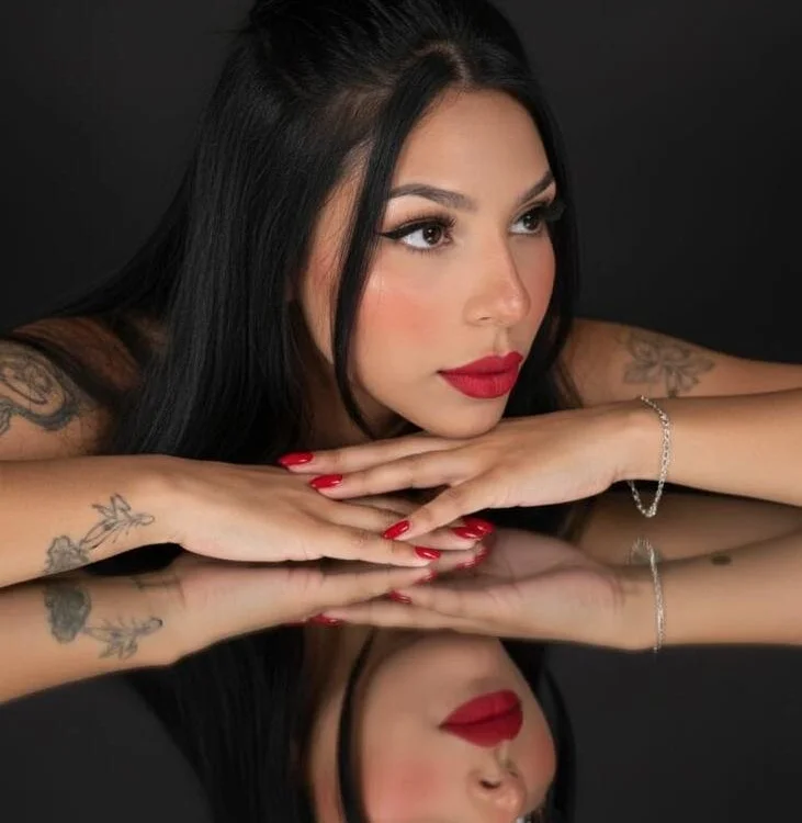 Maia_520 offline XXX-chat