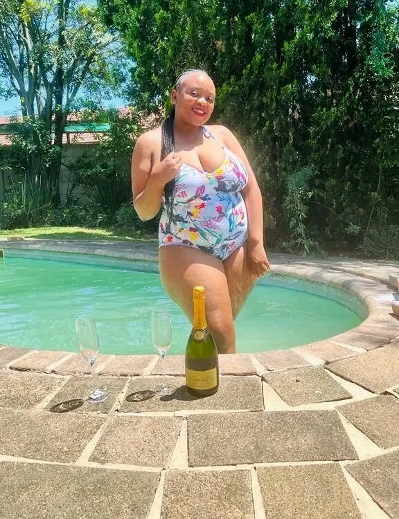 Offline XXX chat MsBigTits