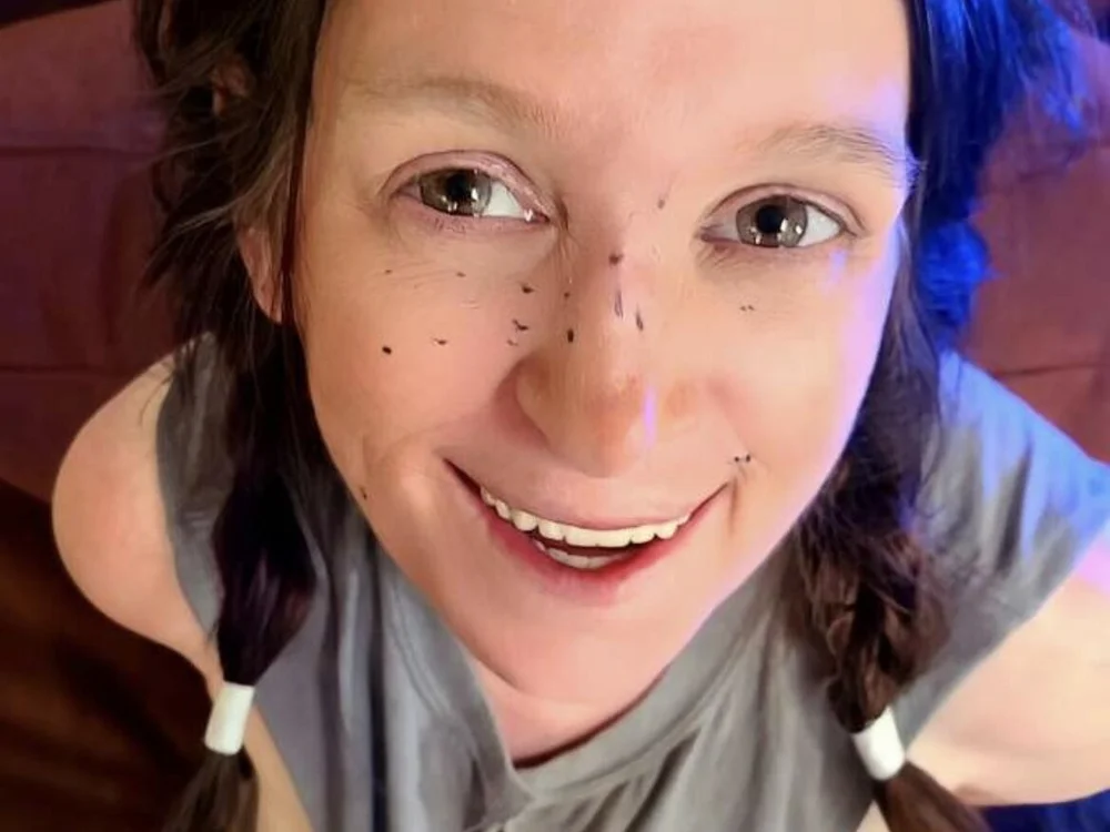 Offline chatovací místnost TaylorFaye