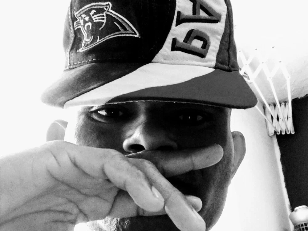 CriscaAxxel offline XXX-chat