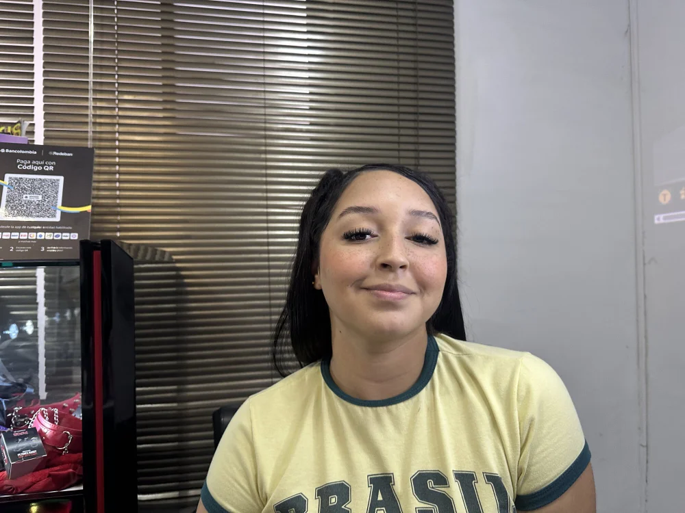KellyHansem's Offline Chat Room