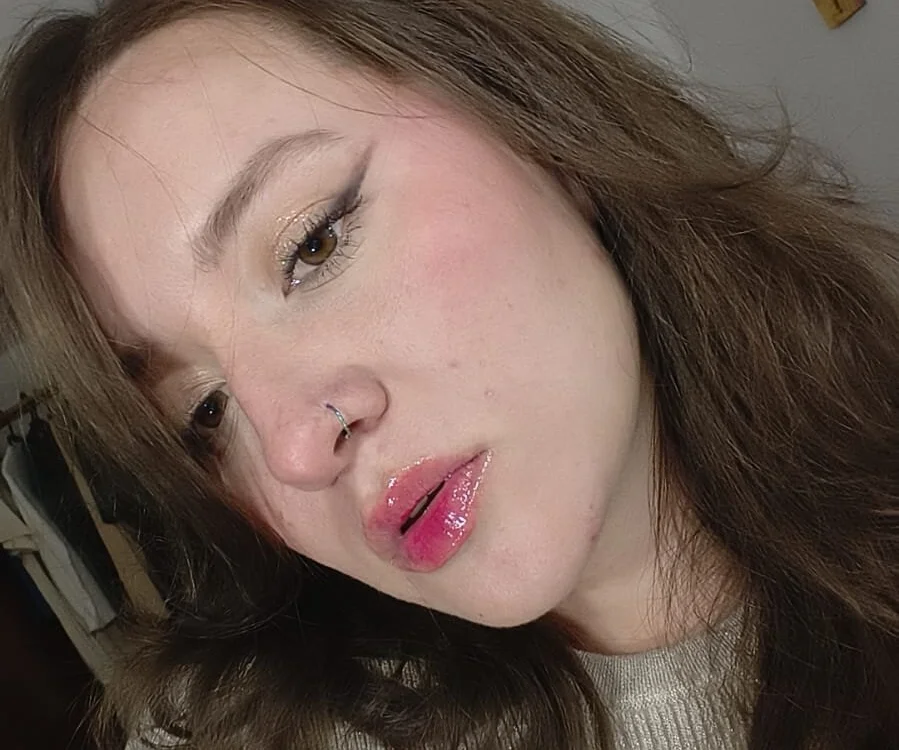 anna_greg's Offline Chat Room