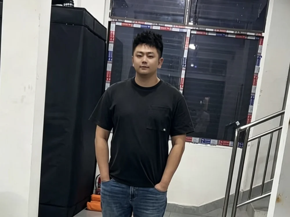 yink1231's Offline XXX Chat