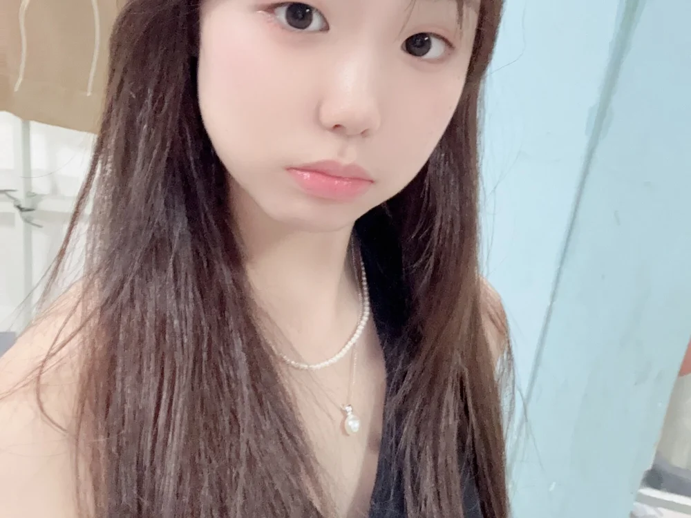 sweets-999's Offline XXX Chat