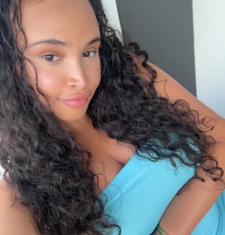 AthenaRomes' Offline XXX Chat