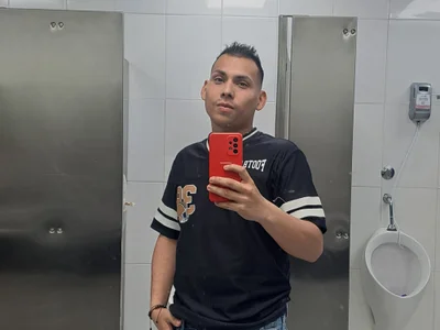 latinos2411