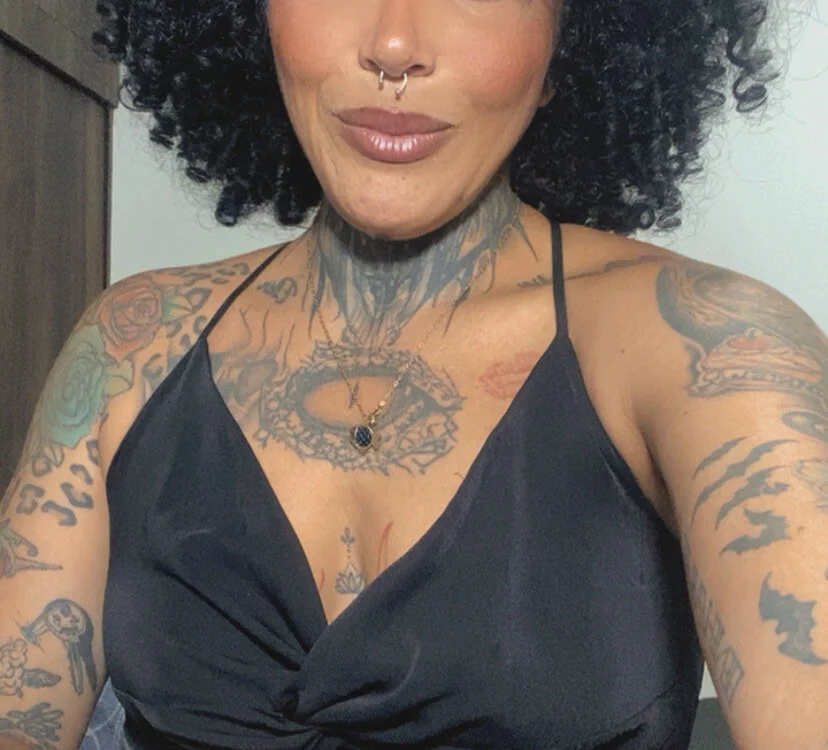 girl_tatto13: συνομιλία ΧΧΧ εκτός σύνδεσης