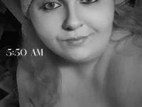 lady16524 💚 live webcam
