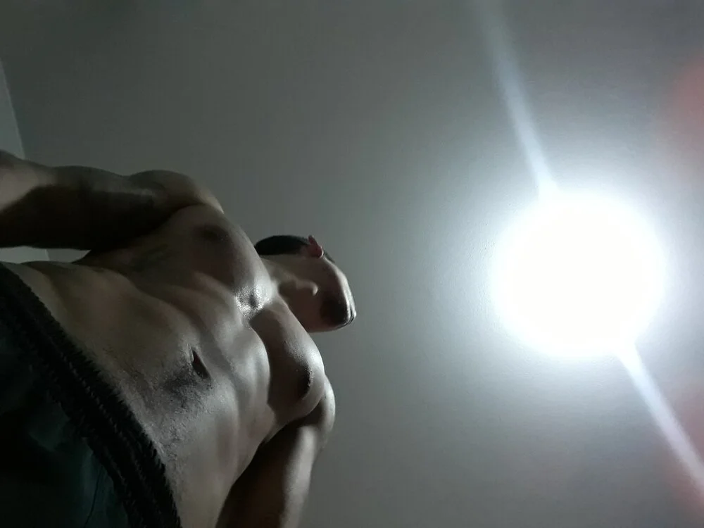 دردشة NoahEverGreen123 الجنسية دون اتصال