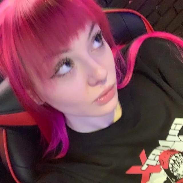 Offline XXX chat modela JuliaFlowerBliss