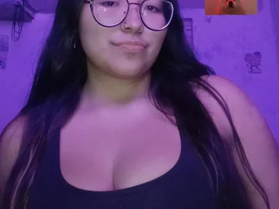 Elowen_tay Female Newcolorful Cam Strip
