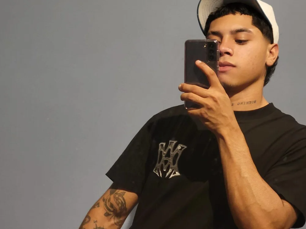 liam_gael1's Offline XXX Chat